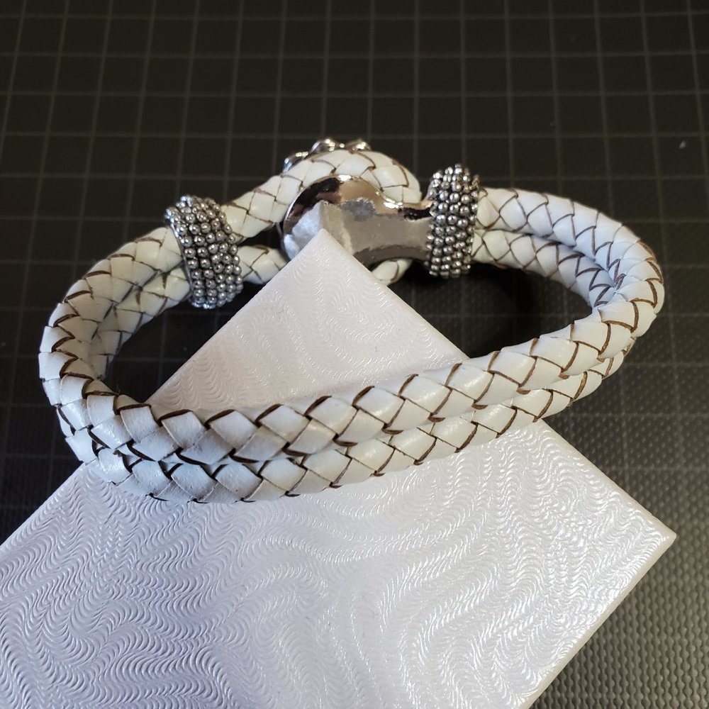 Ginger Snap/Interchangeable Button Snap Leather N… - image 3